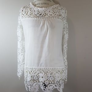 Onayaya lace top size Large